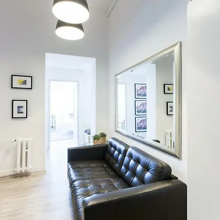 Apartament Ruska Street Old Town - Big - Climatic - 11 People - 300m Town Hall