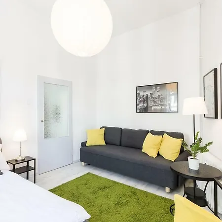 Апартаменты Ruska Street Old Town - Big - Climatic - 11 People - 300m Town Hall Вроцлав